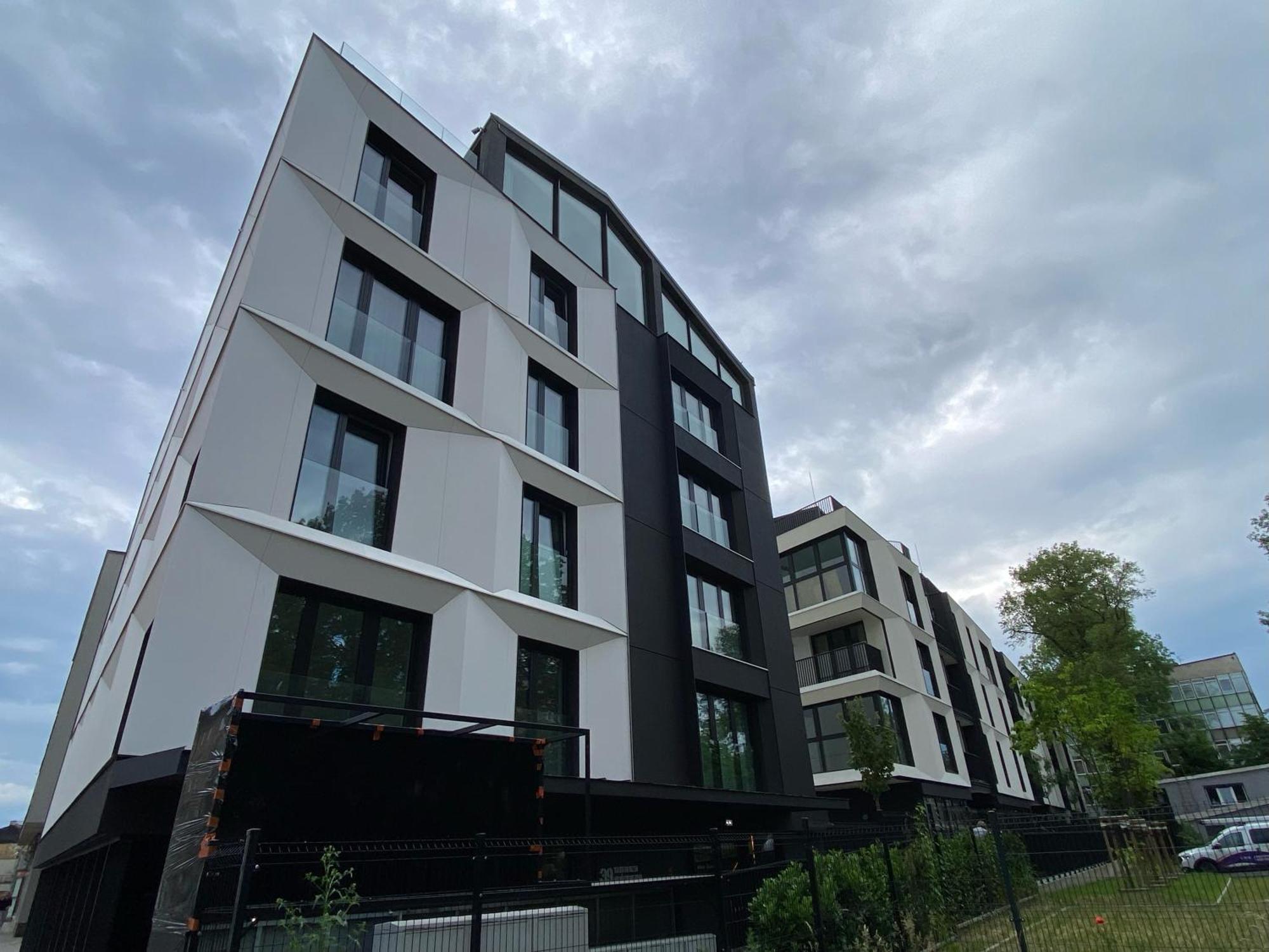 Lux Stays By Torres At K39 Cracovia Exterior foto