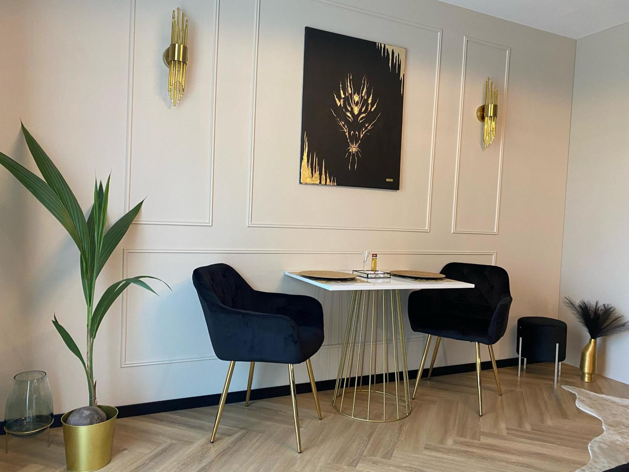 Lux Stays By Torres At K39 Cracovia Exterior foto