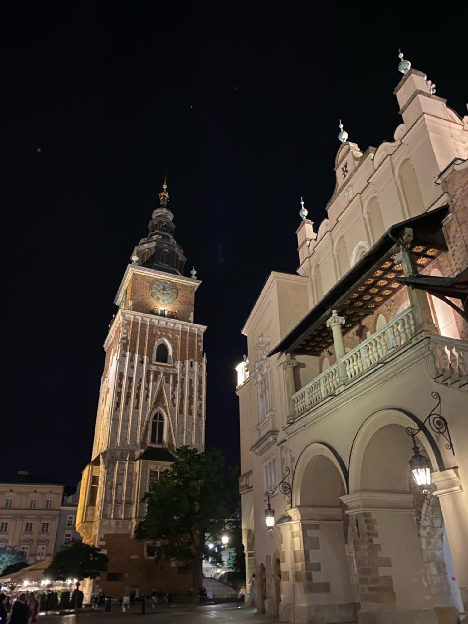 Lux Stays By Torres At K39 Cracovia Exterior foto